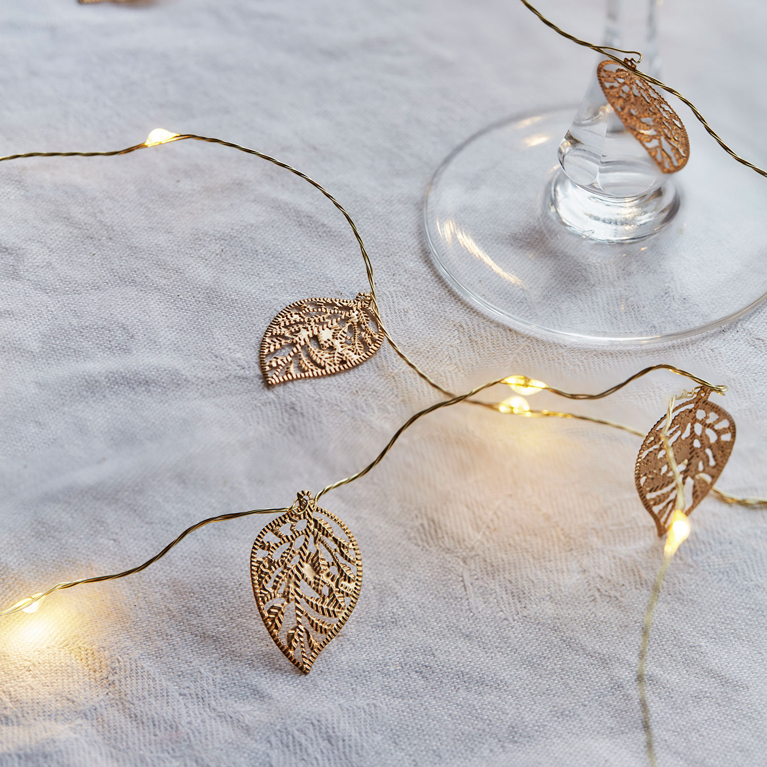 Marlin Blad, 20 LED - 2 m, Guld Marlin Blad, 20 LED - 2 m, Guld