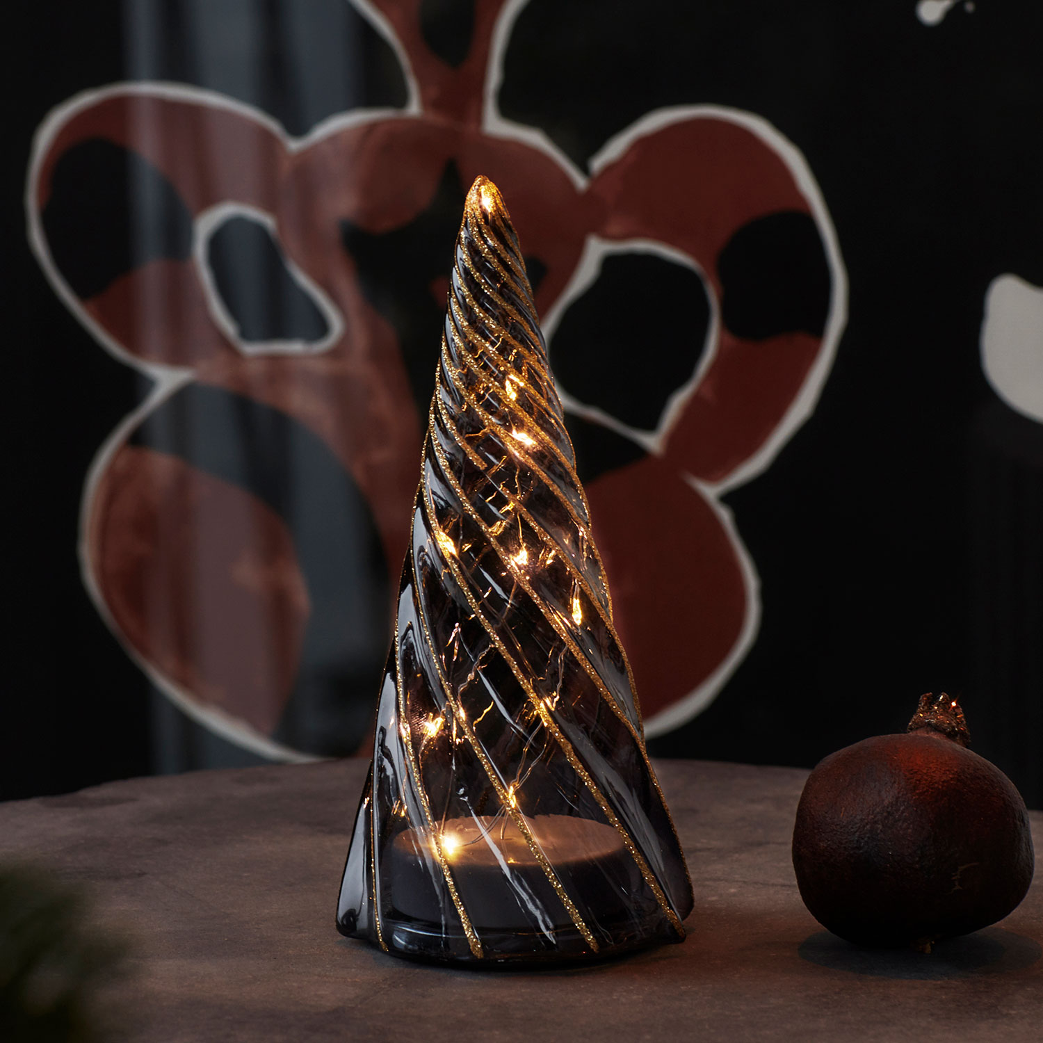 Vilma Træ - 19 cm, Sort/Guld