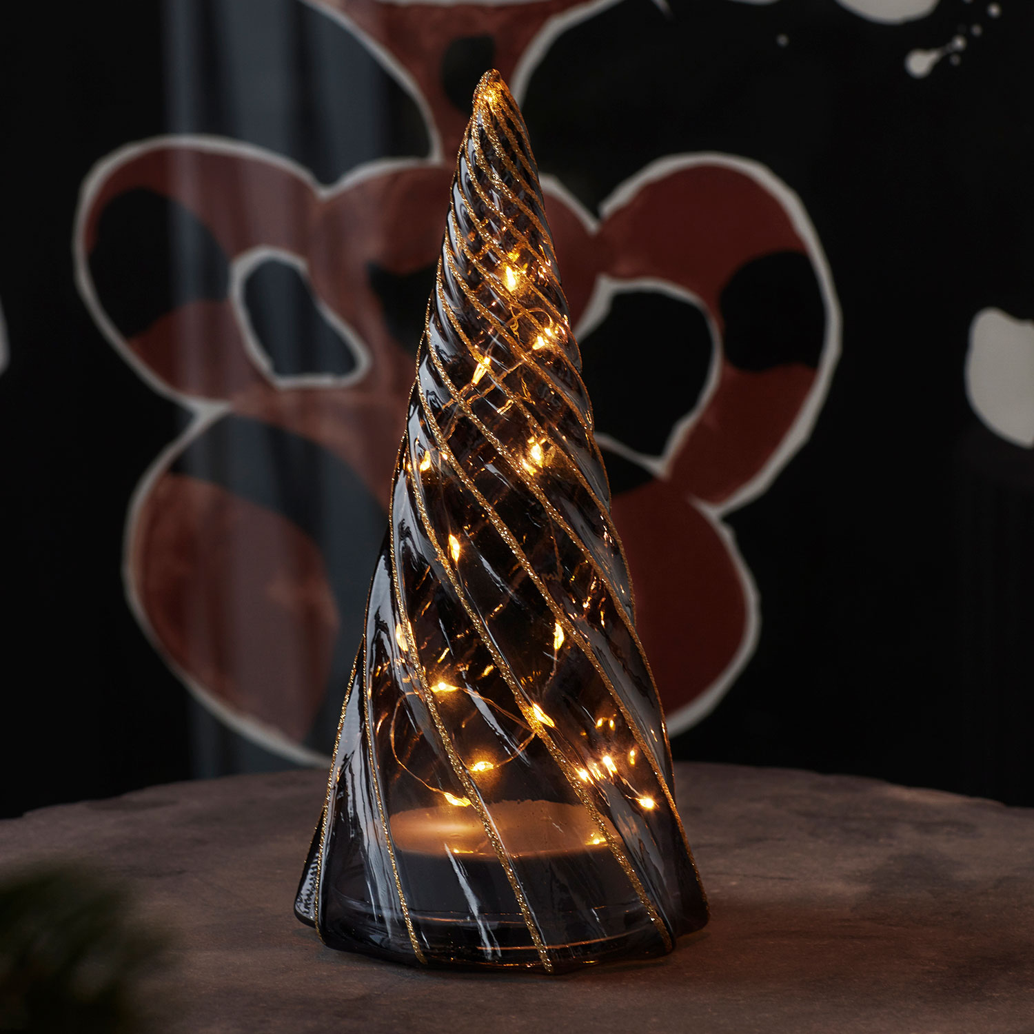 Vilma Træ - 23,5 cm, Sort/Guld