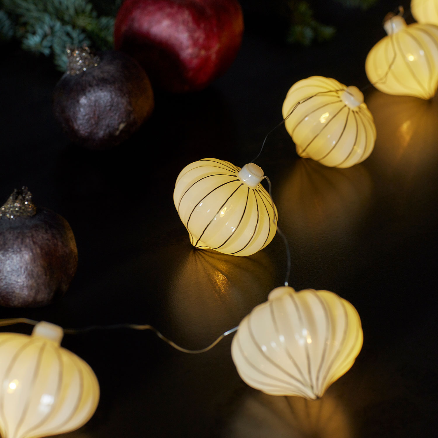 Vilma Guirlande - 8 LED,  Hvid/Guld