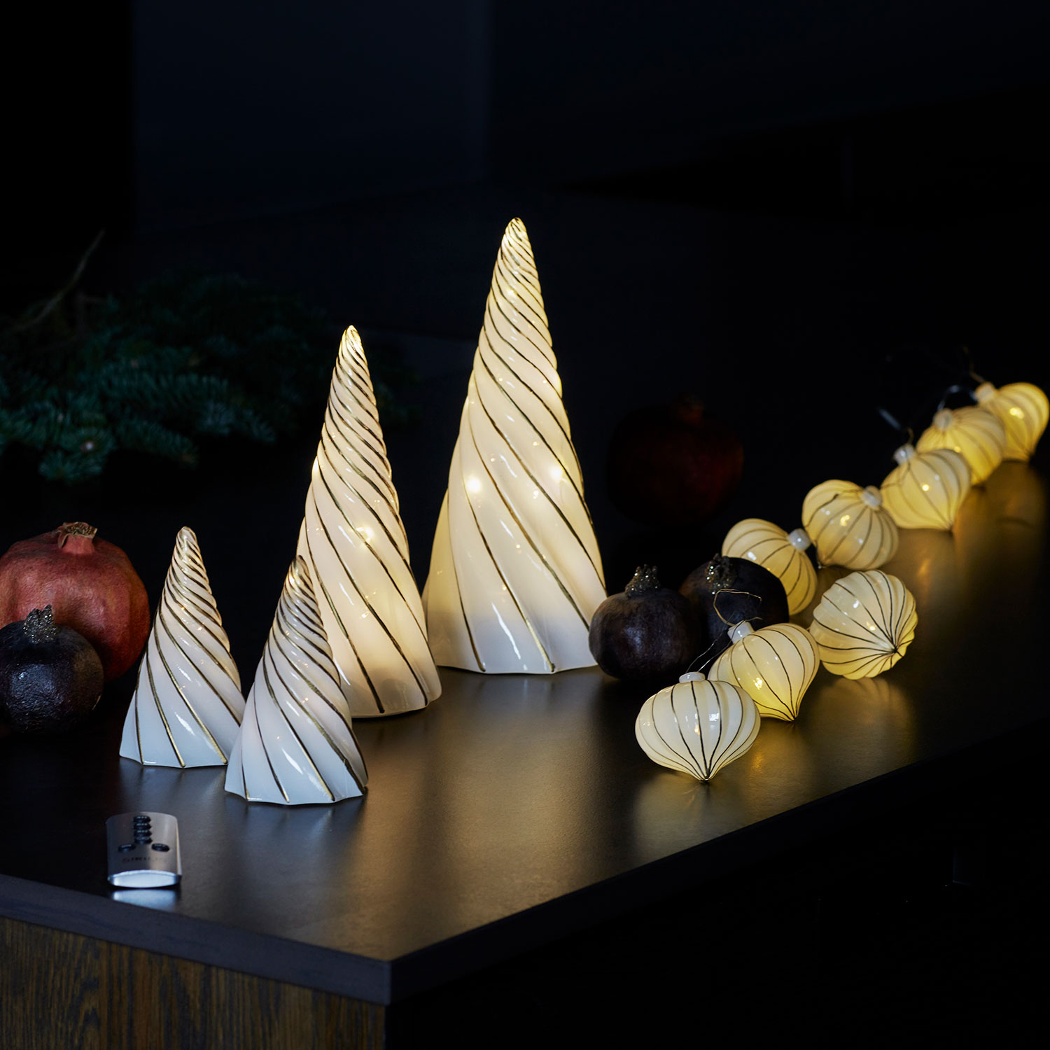 Vilma Guirlande - 8 LED,  Hvid/Guld