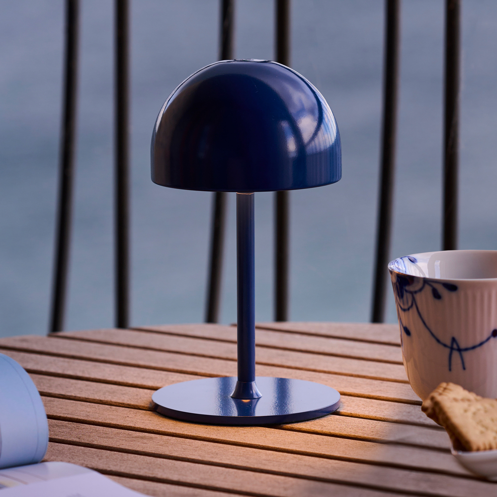 Tim Lampe Genopladelig 22 cm, Mørk Blå