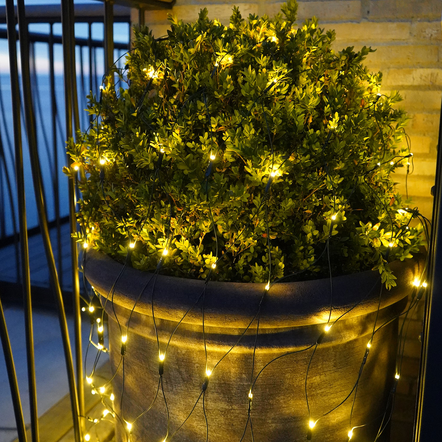 Easy-Line Lysnet 1,5 x 1,5 m, 100 LED, Varm Hvid