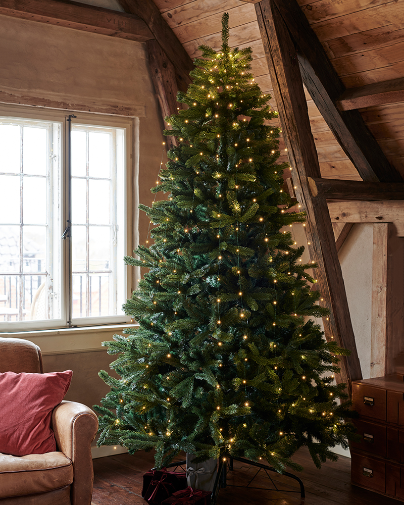 Anni Juletræ 210 cm, 273 LED