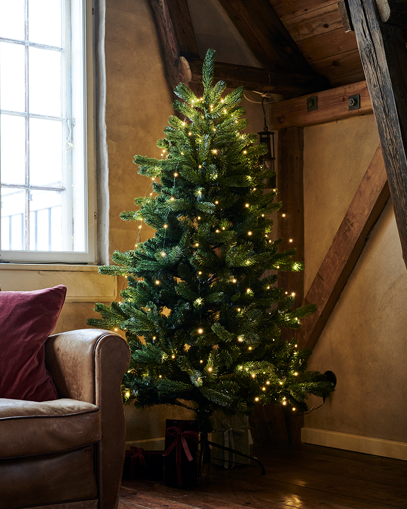 Anni Juletræ 180 cm, 234 LED