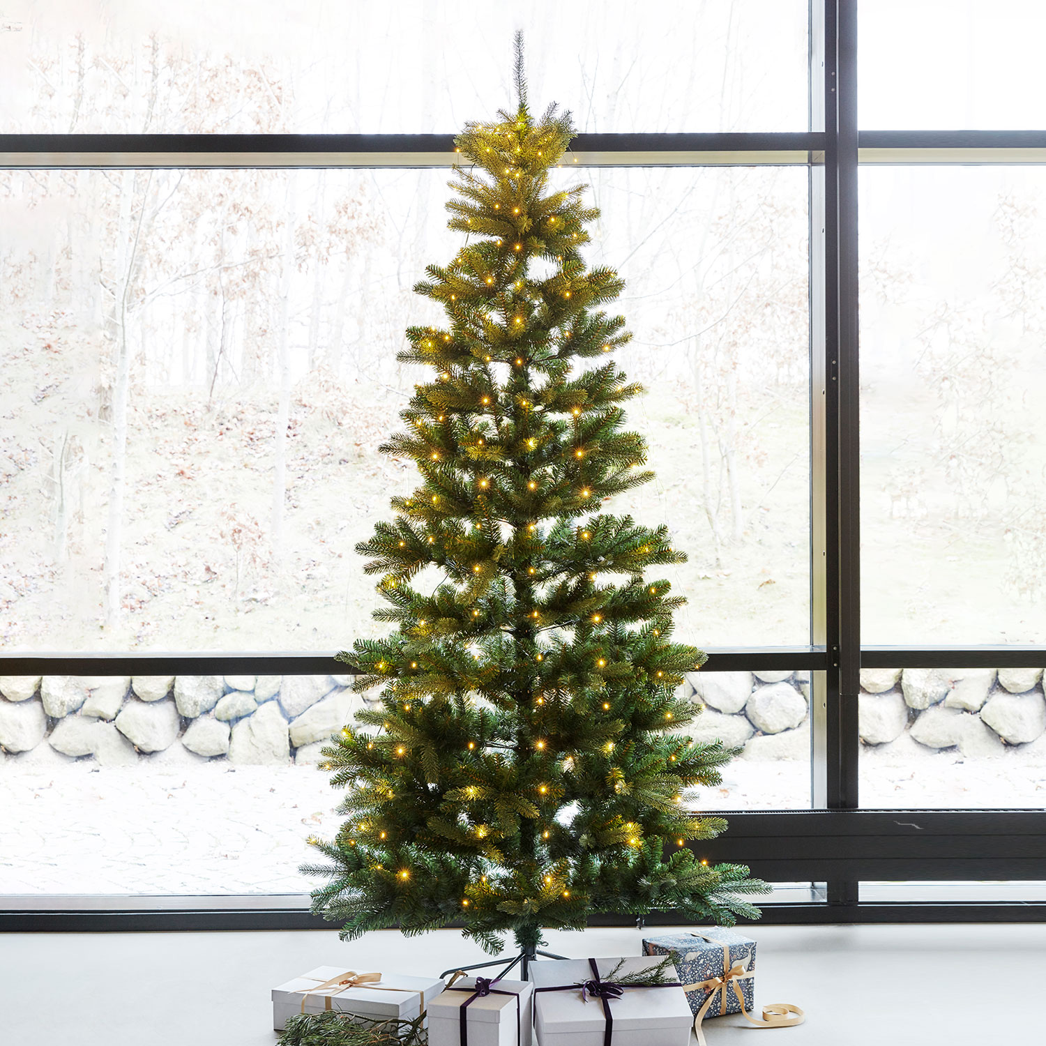 Elton Juletræ 2,4 m, Grøn - 312 LED