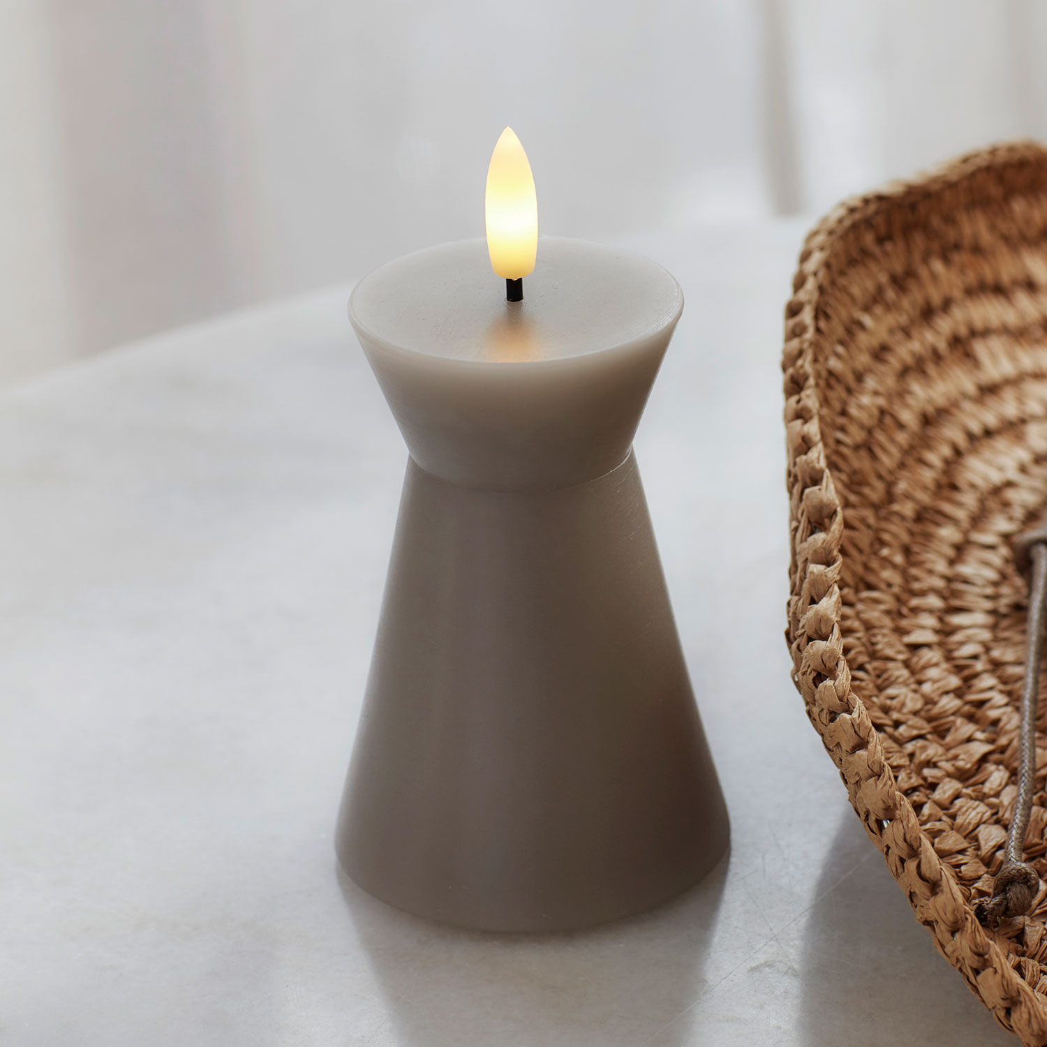 Nordisk Skulptur, Sille Kegle Ø6,5 x 10 cm, Warm Gray