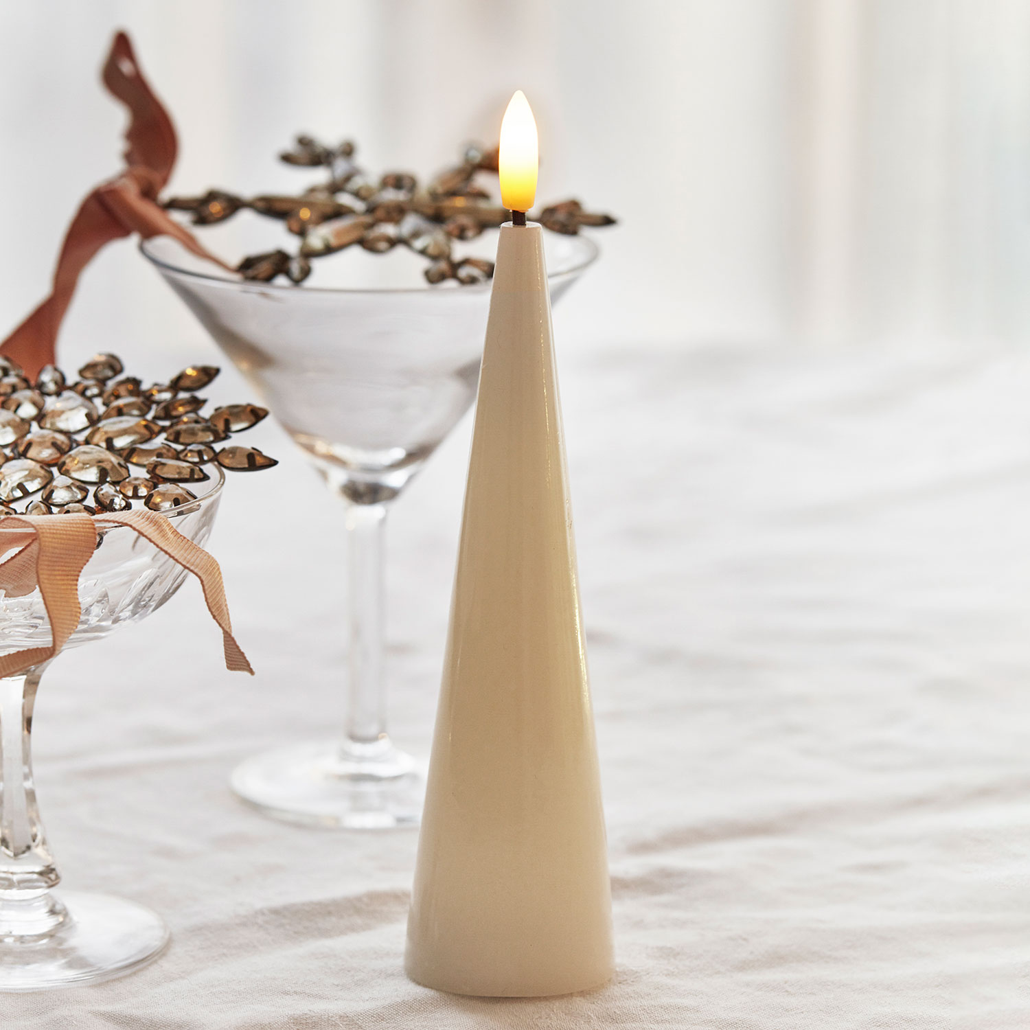 Sille Lak Kegle - Ø4,8 x 17 cm, Elfenben